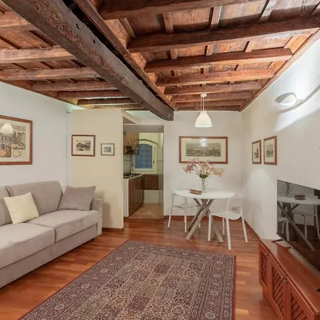 Iflat Comfy In Campo De' Fiori Appartamento Roma